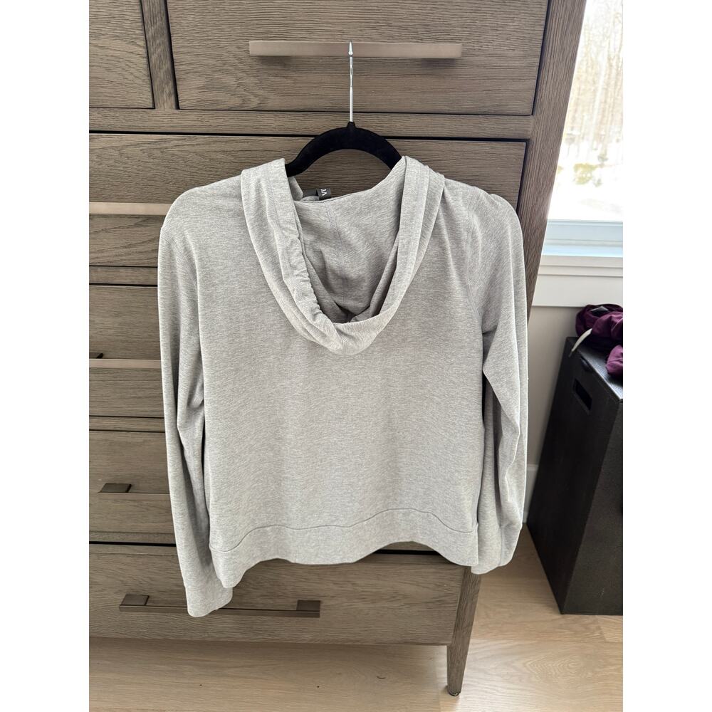 Vuori Halo Performance Hoodie - Picture 2 of 2